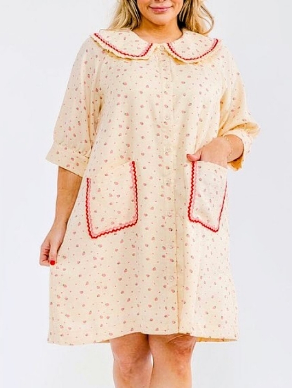 P1-0503 Retro Mod Cream Midi Dress with Starwberry Print and Peter Pan Collar